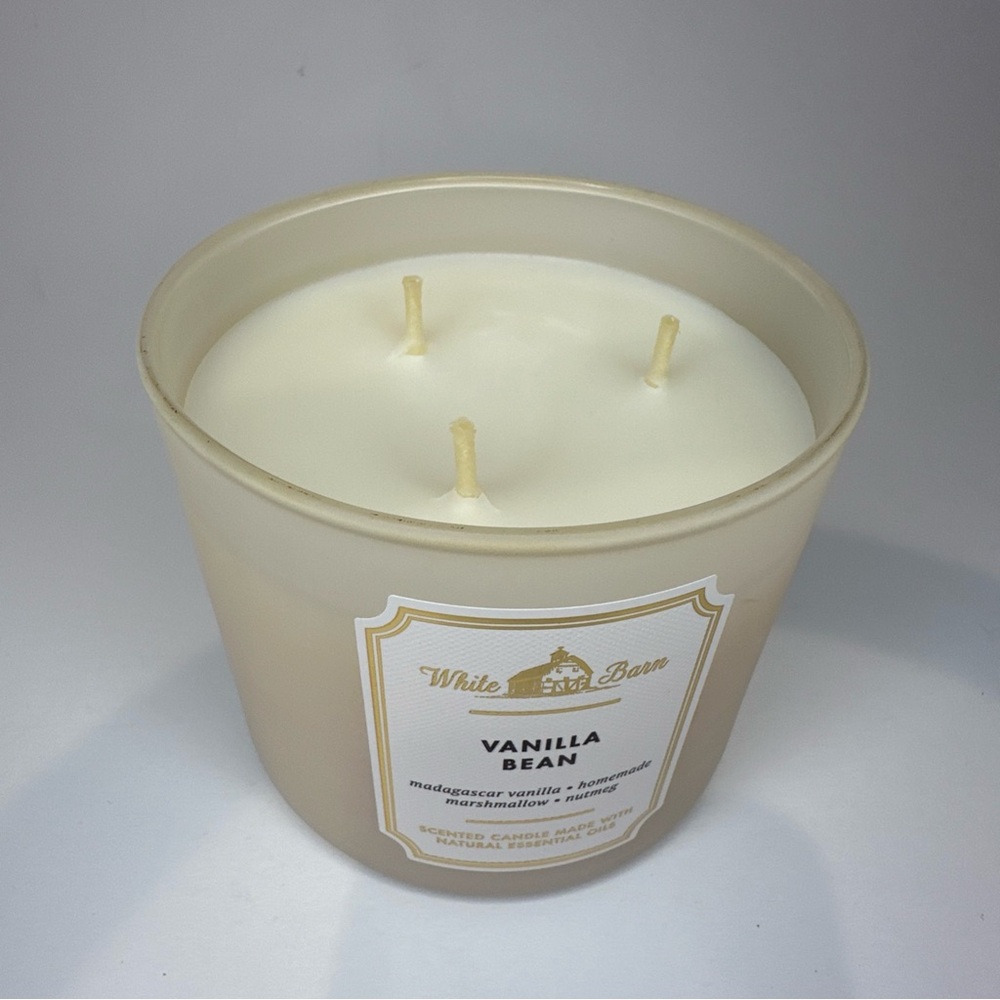 Bath & Body Works White Barn Vanilla Bean 3-Wick Candle, 14.5 oz - Ivory *READ* - Picture 12 of 12